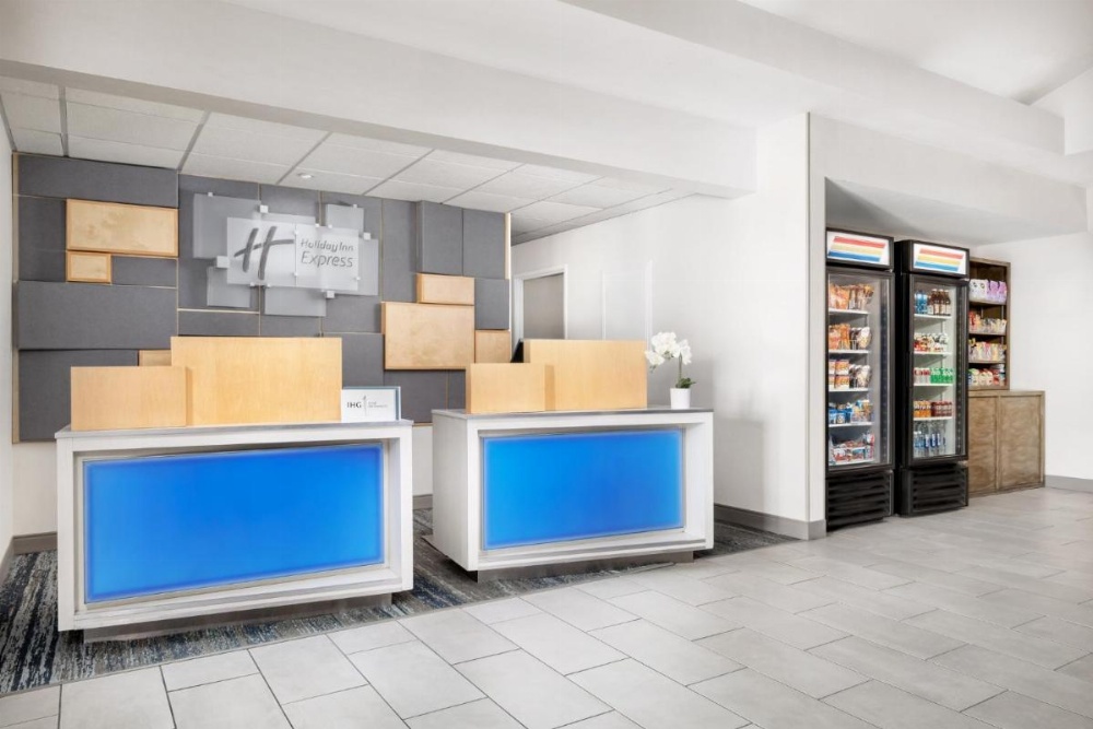 Holiday Inn Express Las Vegas South Image 45