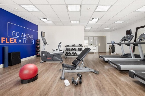 Holiday Inn Express Las Vegas South image 46