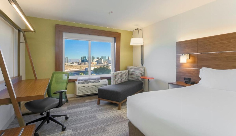 Holiday Inn Express Las Vegas South Image 48