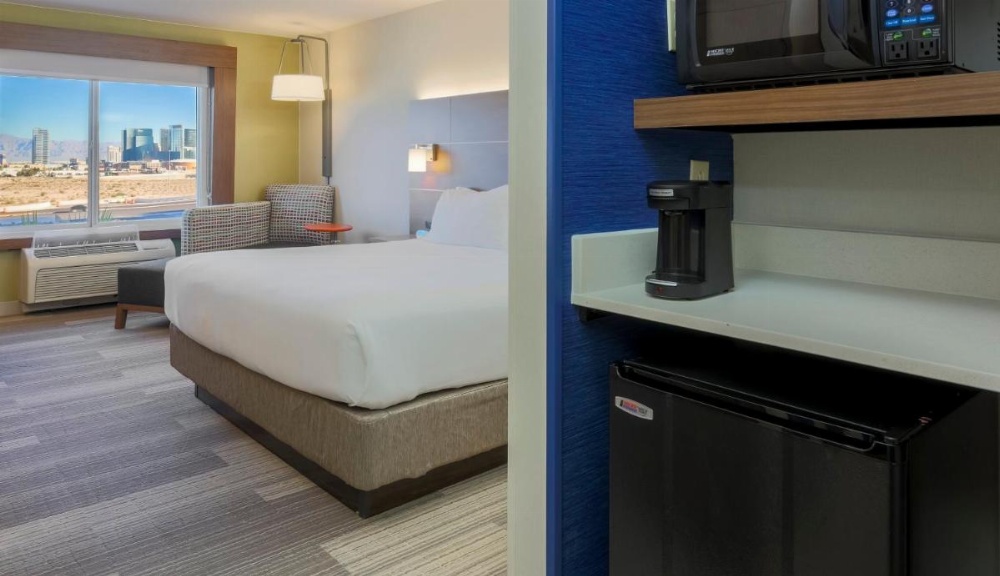Holiday Inn Express Las Vegas South Image 50